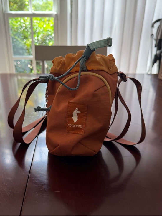 cotopaxi Handbags - Cotopaxi Todo Water bottle holder